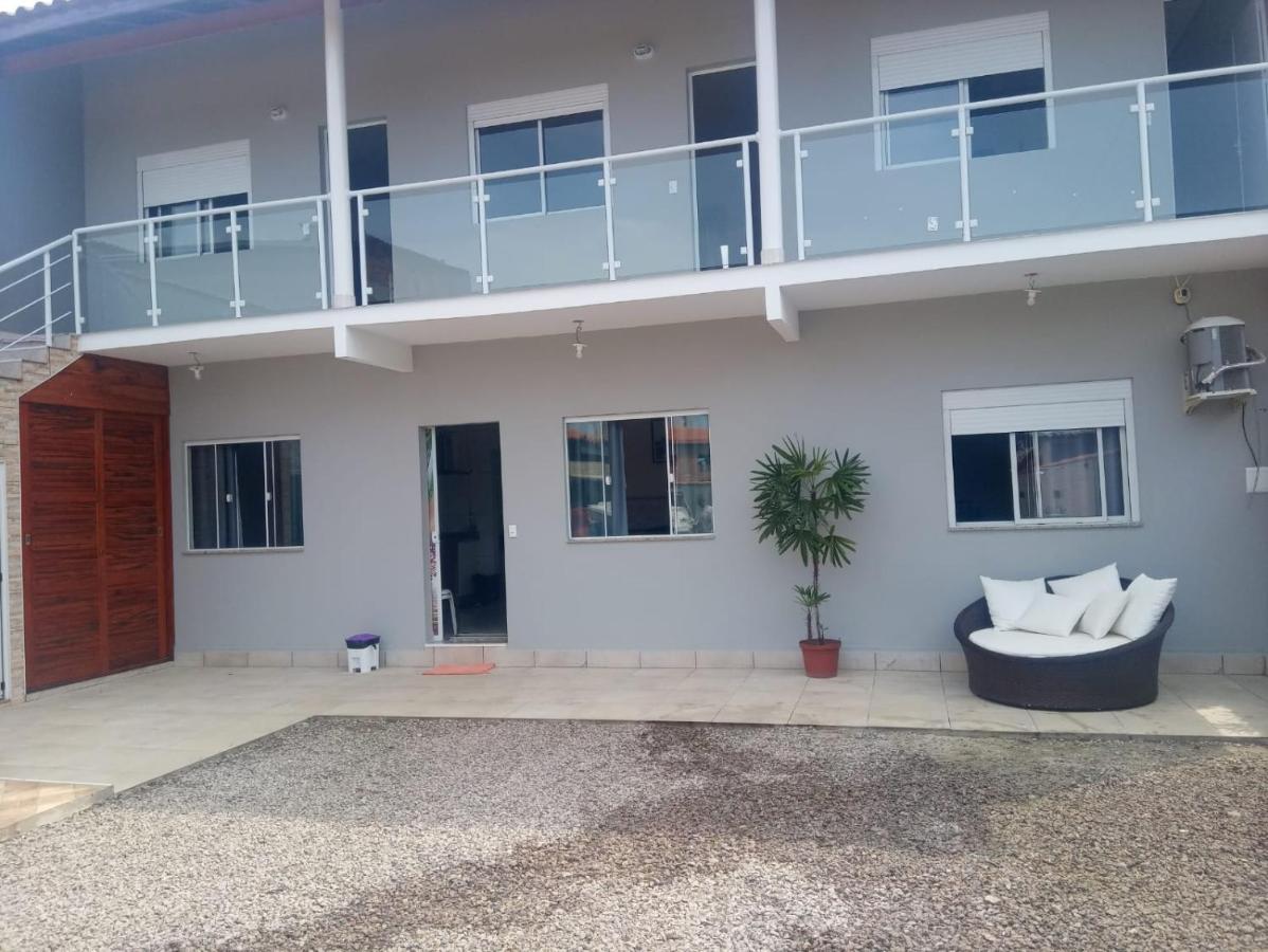 Pensão Kitnet A 1800 Mts Da Praia 
